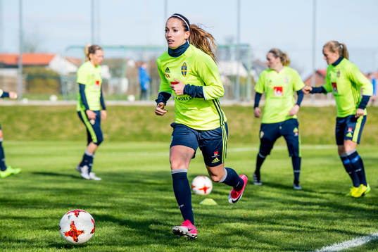 Kosovare Asllani