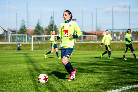 Kosovare Asllani