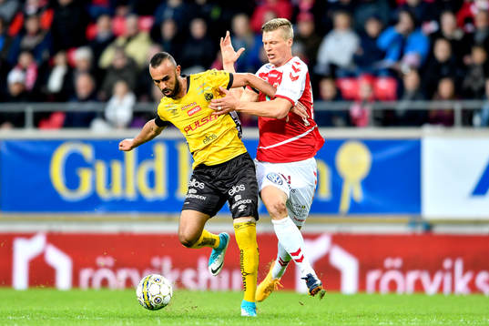 Elfsborgs Issam Jebali och Kalmars Viktor Elm