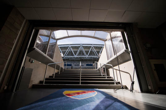 Spelarentré till Tele2 arena