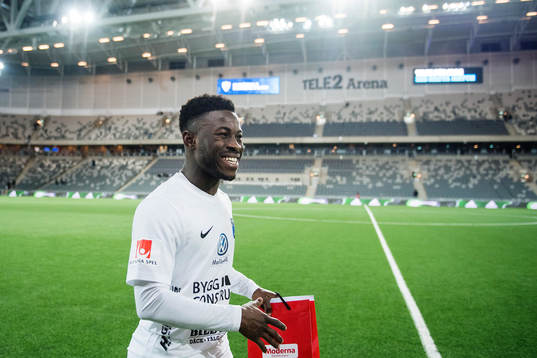 Sirius Kingsley Kofi Sarfo jublar