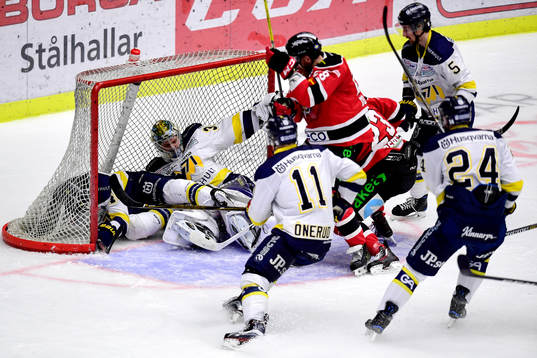 Malmö Redhawks Jens Olsson och Christoffer Forsberg