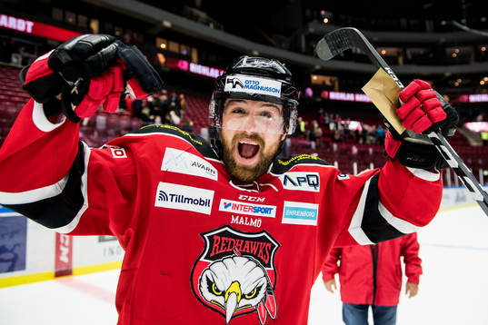 Malmö Redhawks Nichlas Hardt jublar
