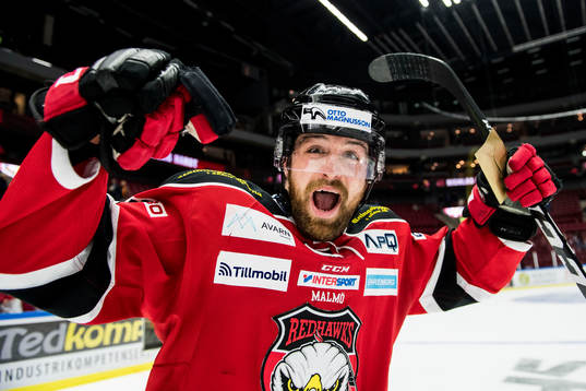 Malmö Redhawks Nichlas Hardt jublar