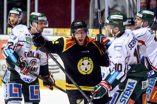 Brynäs Jonathan Granström jublar