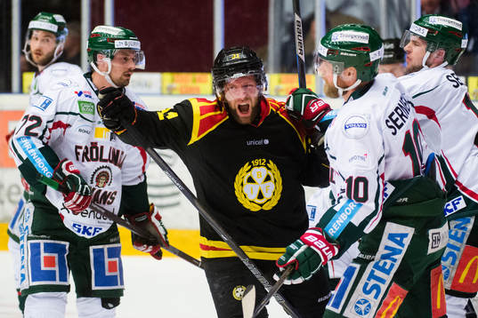 Brynäs Jonathan Granström jublar