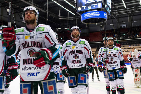 Frölundas Casey Wellman jublar