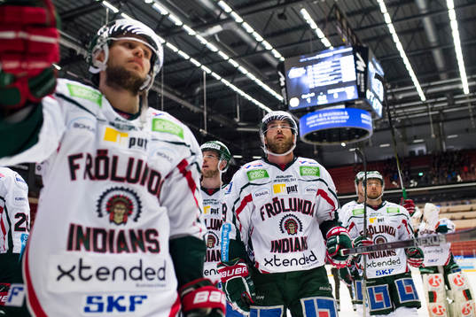 Frölundas Casey Wellman jublar