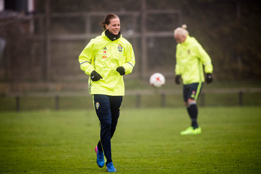 Lotta Schelin