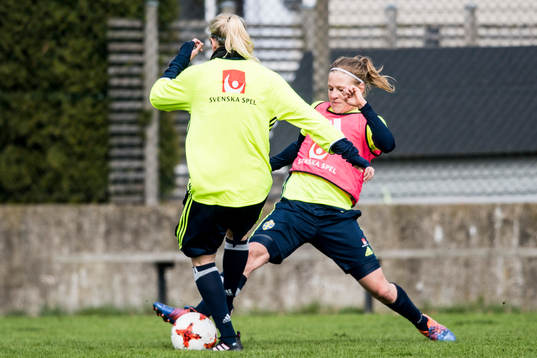 Katrin Schmidt och Lisa Dahlkvist