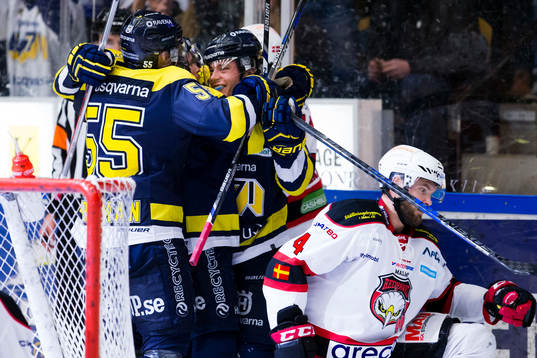s Filip Sandberg jublar