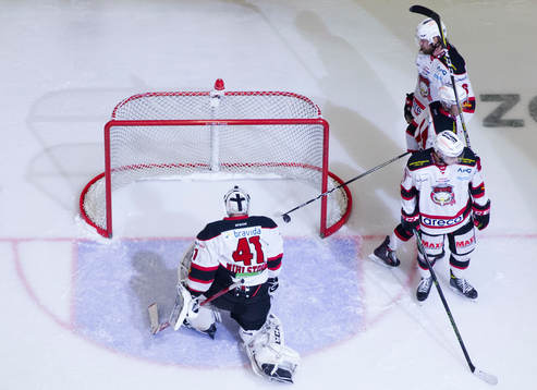 Malmö Redhawks målvakt Cristopher Nihlstorp deppar