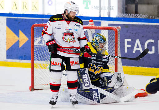 s målvakt Linus Söderström