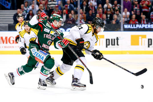 Frölundas Patrik Carlsson och Brynäs Jonathan Granström