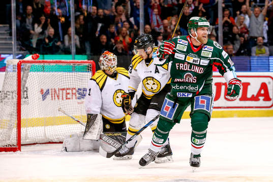 Frölundas Sean Bergenheim jublar