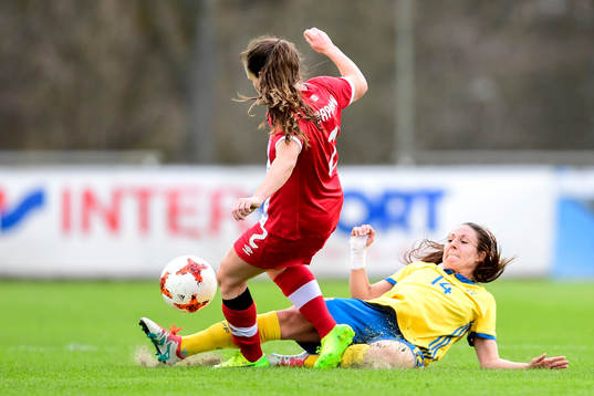 Kanadas Aliysha Chapman och Sveriges Josefin Johansson