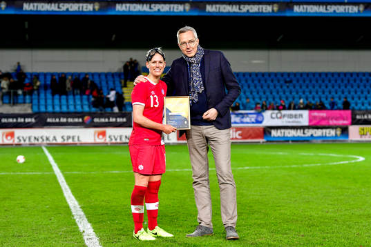 Kanadas Sophie Schmidt fick pris som matchens lirare