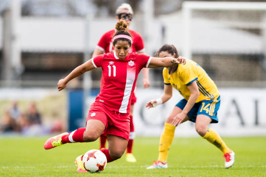 Kanadas Desiree Scott och Sveriges Josefin Johansson