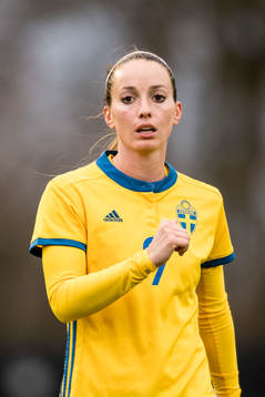 Sveriges Kosovare Asllani