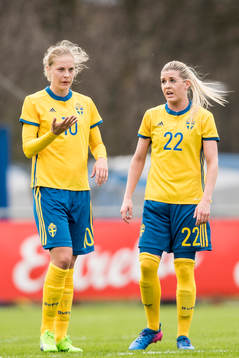Sveriges Lina Hurtig och Olivia Schough
