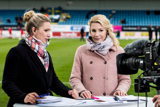 s Anna Brolin och Hanna Marklund