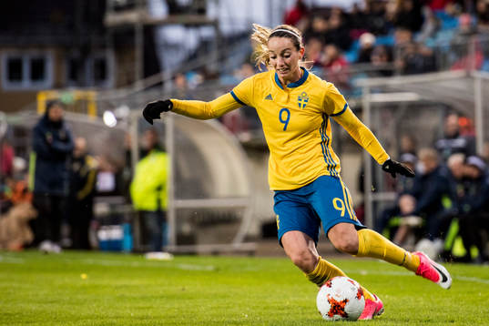 Sveriges Kosovare Asllani
