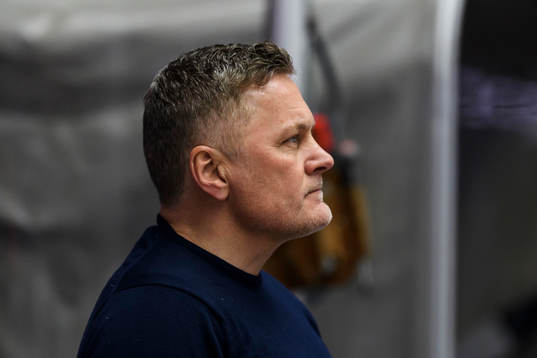 s assisterande tränare Stephan Lundh