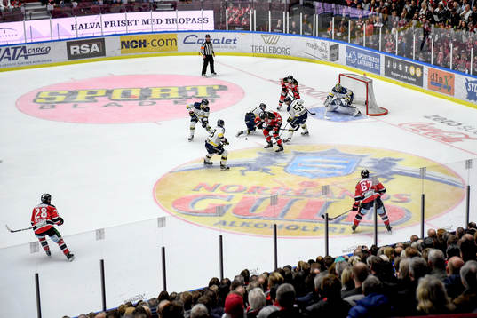 Malmö Redhawks spelar power play