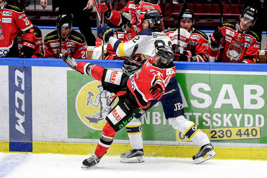 s Kevin Stenlund och Malmö Redhawks Carl-Johan Lerby