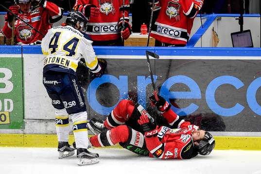 s Mikko Lehtonen och Malmö Redhawks Nichlas Hardt