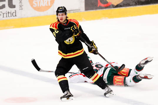 Brynäs Oskar Lindblom och Frölundas Simon Hjalmarsson