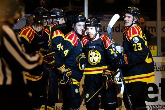 Bläddra bland fler bilder av Ishockey, SHL, Semifinal 4, Brynäs - Frölunda
