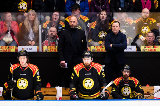 Brynäs assisterande tränare Tommy Sjödin och tränare