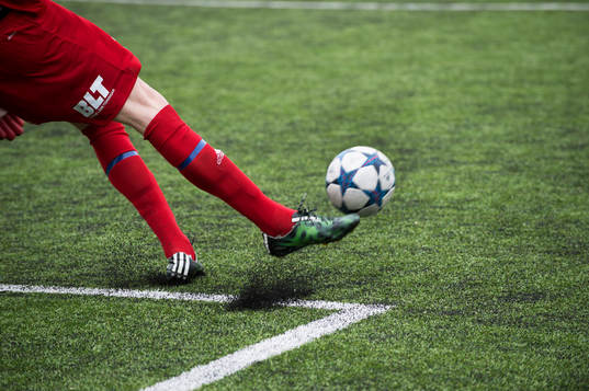 Inspark i matchen i division 2 mellan IFK Hässleholm och
