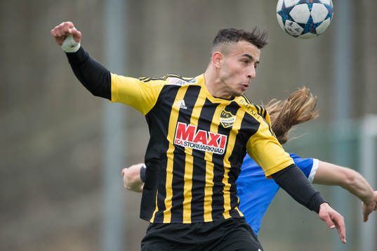 IFK Hässleholms Mohamed Hamdan  i matchen i division 2