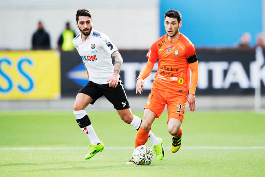 AFC Eskilstunas Ansel Raskaj och Örebros Nahir Besara