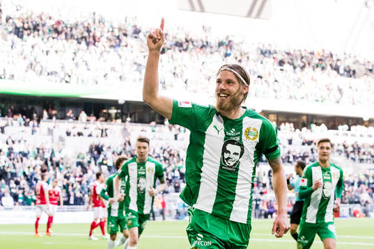 Hammarbys Björn Paulsen jublar