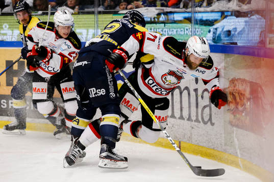 s Kristofer Berglund och Malmö Redhawks Mathias Tjärnqvist