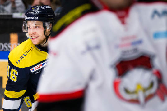 s Filip Sandberg jublar