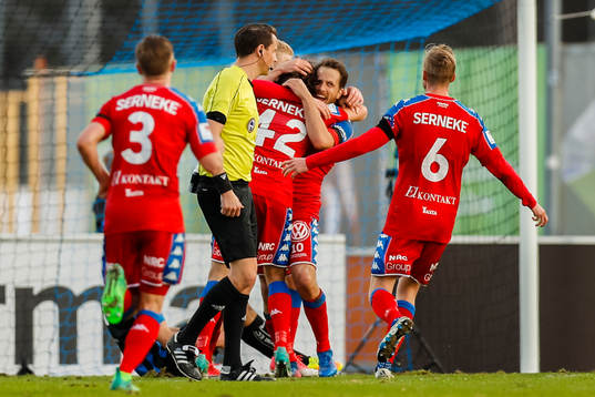 IFK Göteborgs Mikkel Diskerud jublar med Tobias