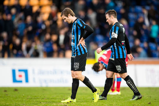 Sirius Jesper Arvidsson (v) och Niklas Busch Thor (h) deppar