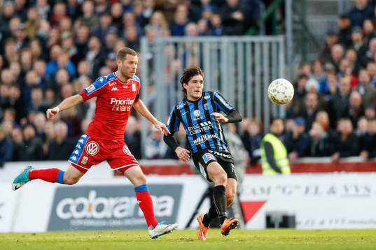 Sirius Stefano Vecchia och IFK Göteborgs Emil Salomonsson