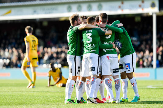 Jönköpings spelare jublar