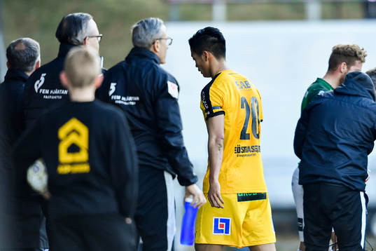 Halmstads Kosuke Kinoshita lämnar planen