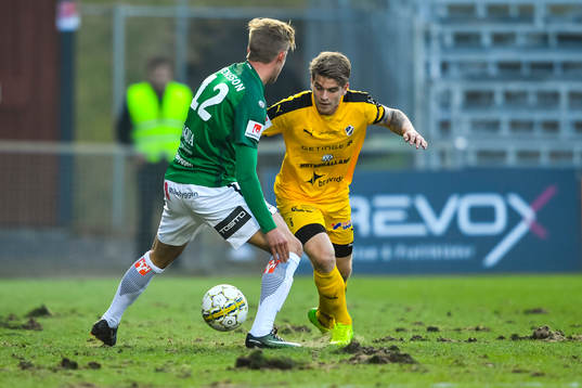 Jönköpings Jesper Svensson och Halmstads Marcus Mathisen