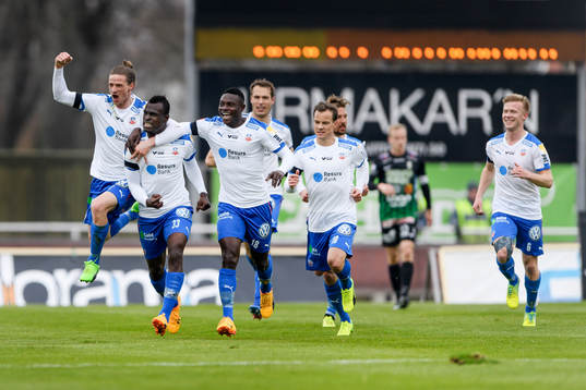 Helsingborgs spelare jublar