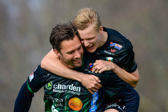 Varbergs Peter Nyström och Billy Nordström jublar