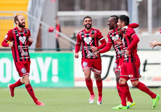 Östersunds Hossam Aiesh jublar