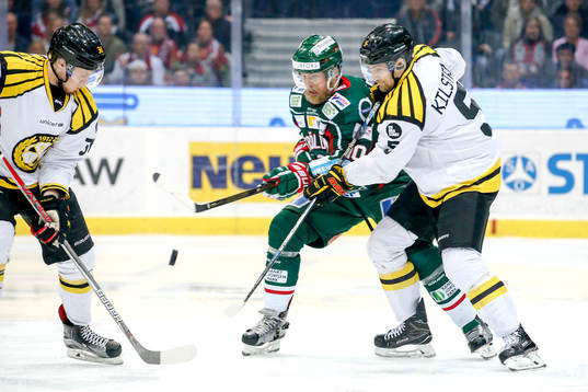 Frölundas Sean Bergenheim och Brynäs Lukas Kilström