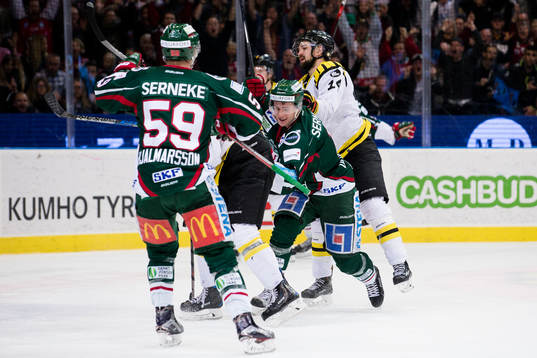 Frölundas Victor Olofsson jublar
